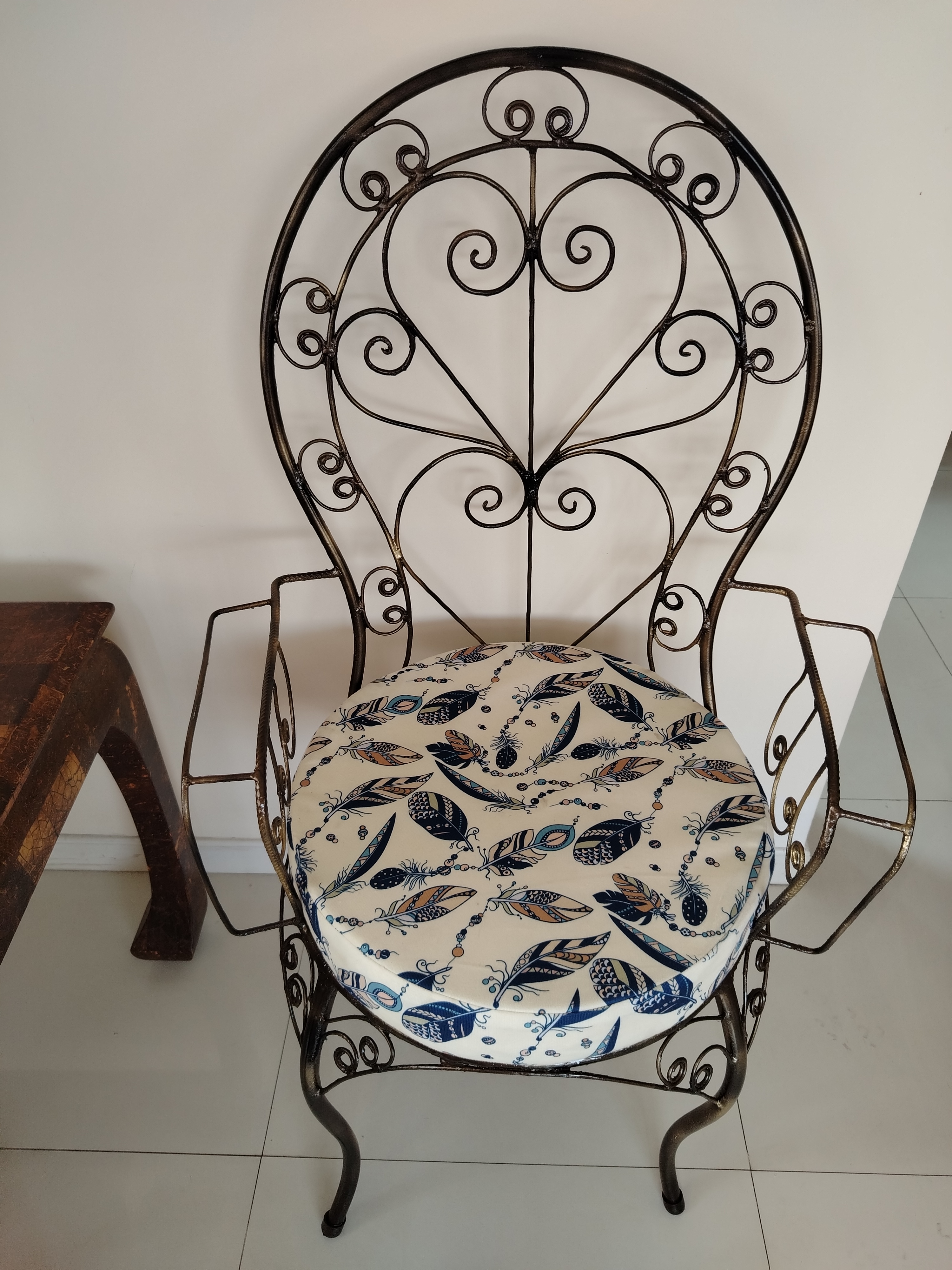 SILLA DE HIERRO FORJADO USADA